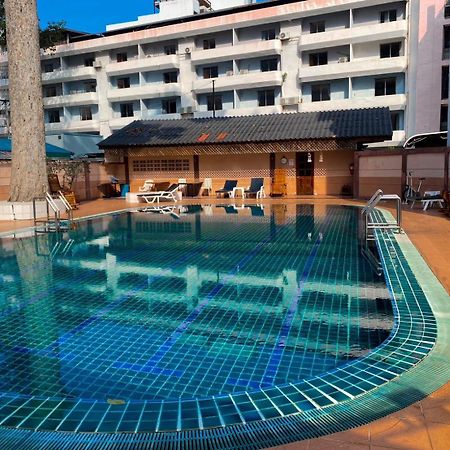 Hotel Pattaya Beach Exterior photo